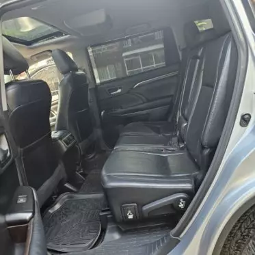 Toyota kluger