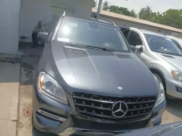 Mercedes-Benz 350