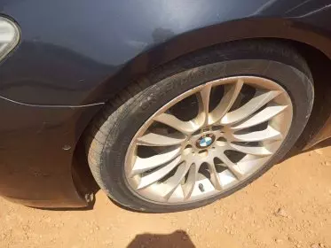 BMW 740