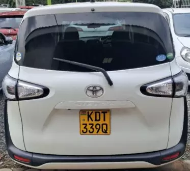 Toyota Sienta