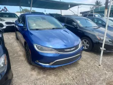 Chrysler 200