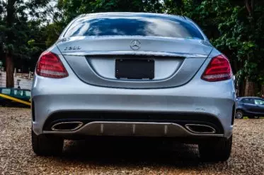 Mercedes-Benz C200