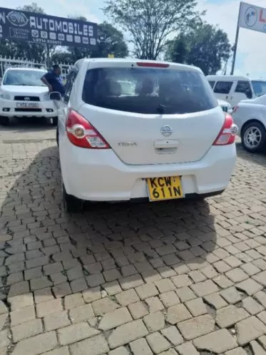 Nissan Tiida