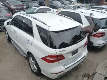 Mercedes-Benz ML 350