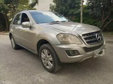 Mercedes-Benz ML 320
