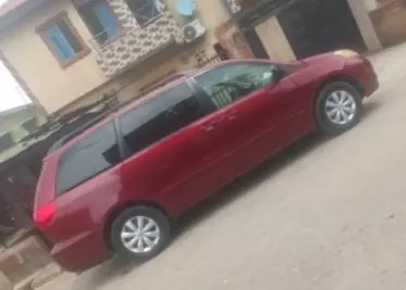 Toyota Sienna