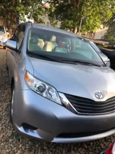 Toyota Sienna
