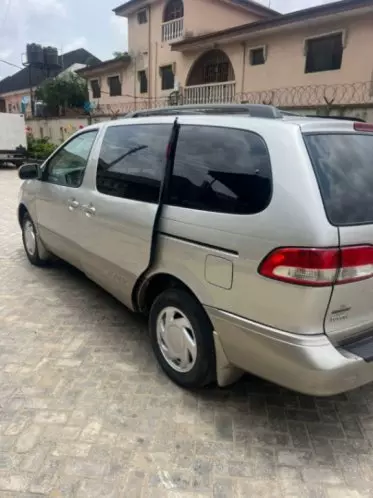 Toyota Sienna