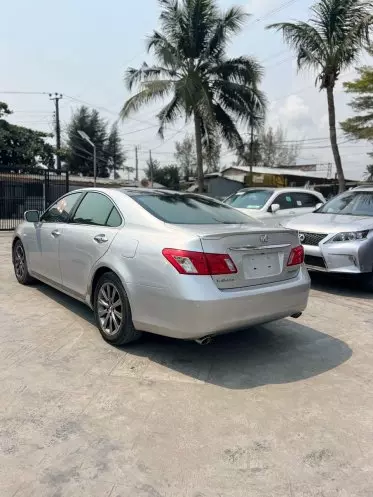Lexus ES 350