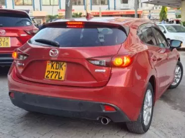 Mazda Axela