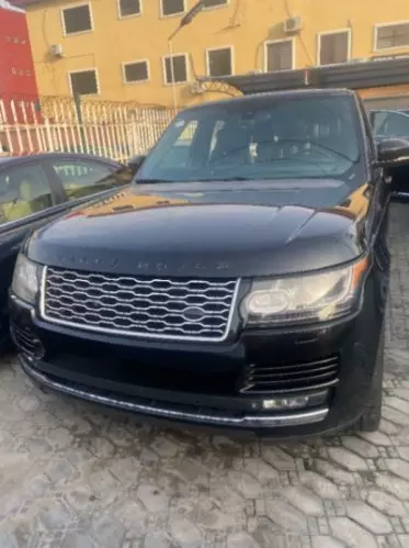 RANGE ROVER HSE LR4