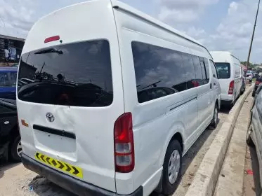 Toyota Hiace (High Roof)