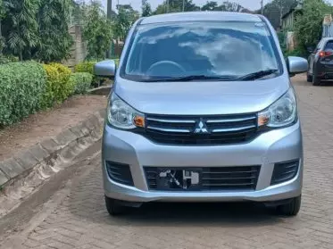 Mitsubishi Gk wagon