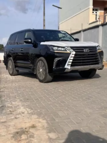 Lexus LX 570