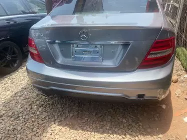 Mercedes-Benz 250