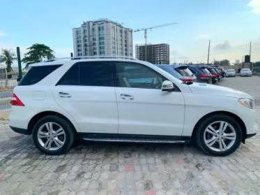 Mercedes-Benz ML 350