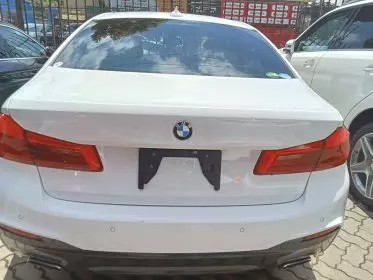 BMW 520i