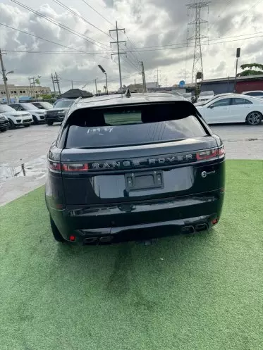 RANGE ROVER Autobiography
