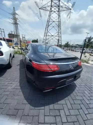 Mercedes-Benz S 550