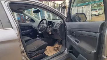 Mitsubishi RVR