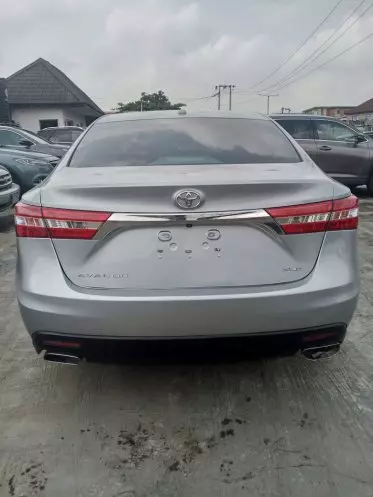 Toyota Avalon