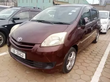 Toyota Passo Sette