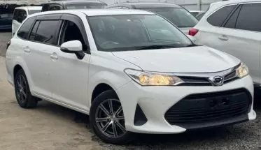 Toyota Fielder 