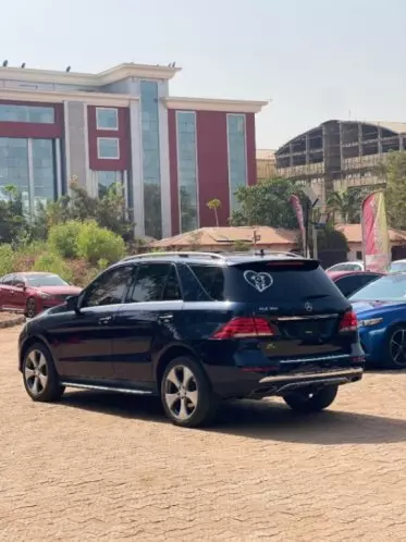 Mercedes-Benz GLE 350