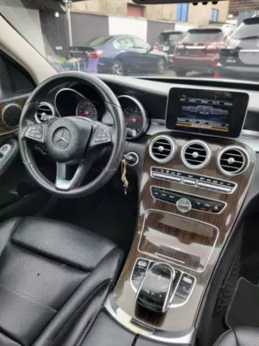 Mercedes-Benz C 300