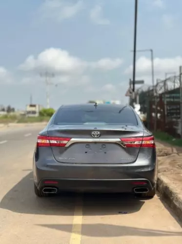 Toyota Avalon