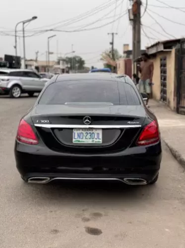 Mercedes-Benz C 300
