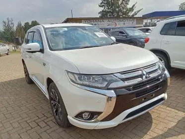 Mitsubishi Plug-in Hybrid Outlander