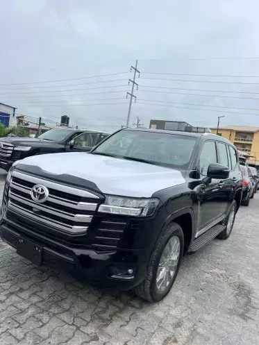 Toyota Land Cruiser VX