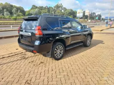Toyota Landcruiser Prado