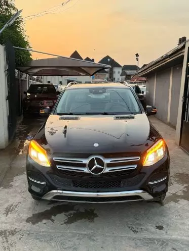Mercedes-Benz GLE 350