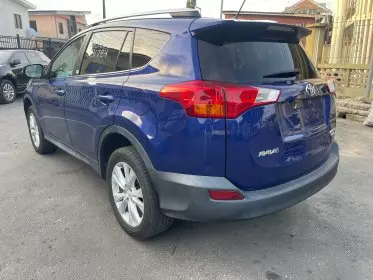 Toyota RAV 4