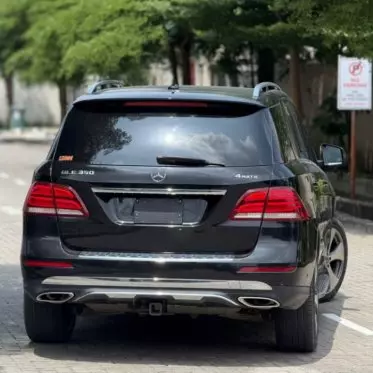 Mercedes-Benz GLE 350