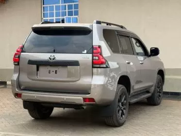 Toyota Land Cruiser Prado TX L