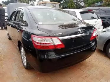 Toyota Premio
