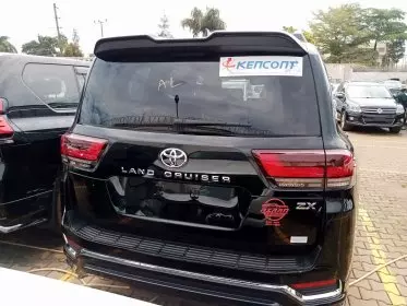 Toyota Landcruiser ZX