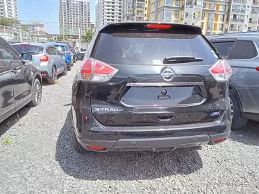 Nissan x-trail hybrid