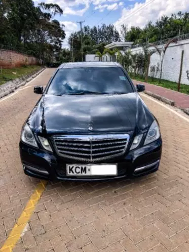 Mercedes-Benz E250