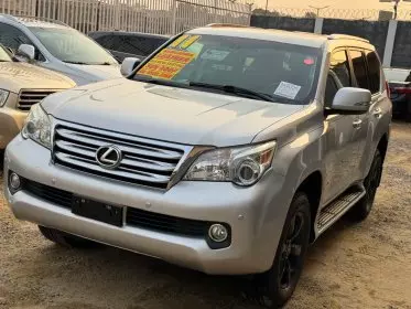 Lexus GS 460
