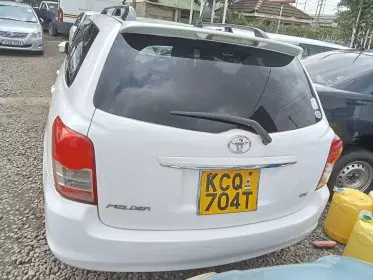 Toyota Fielder