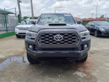 Toyota Tacoma