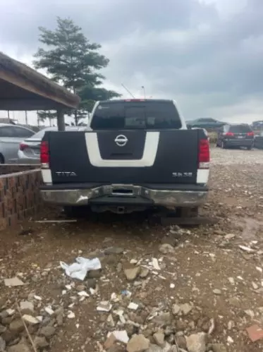 Nissan Titan