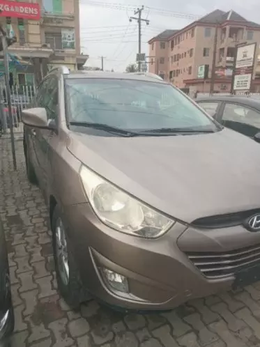 Hyundai lx35