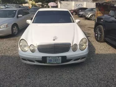 Mercedes-Benz E 350