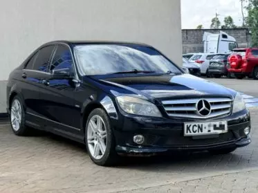 Mercedes-Benz C200