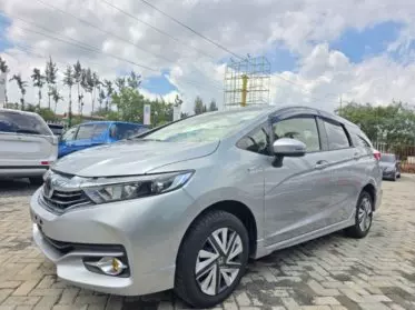 Honda Fit shuttle